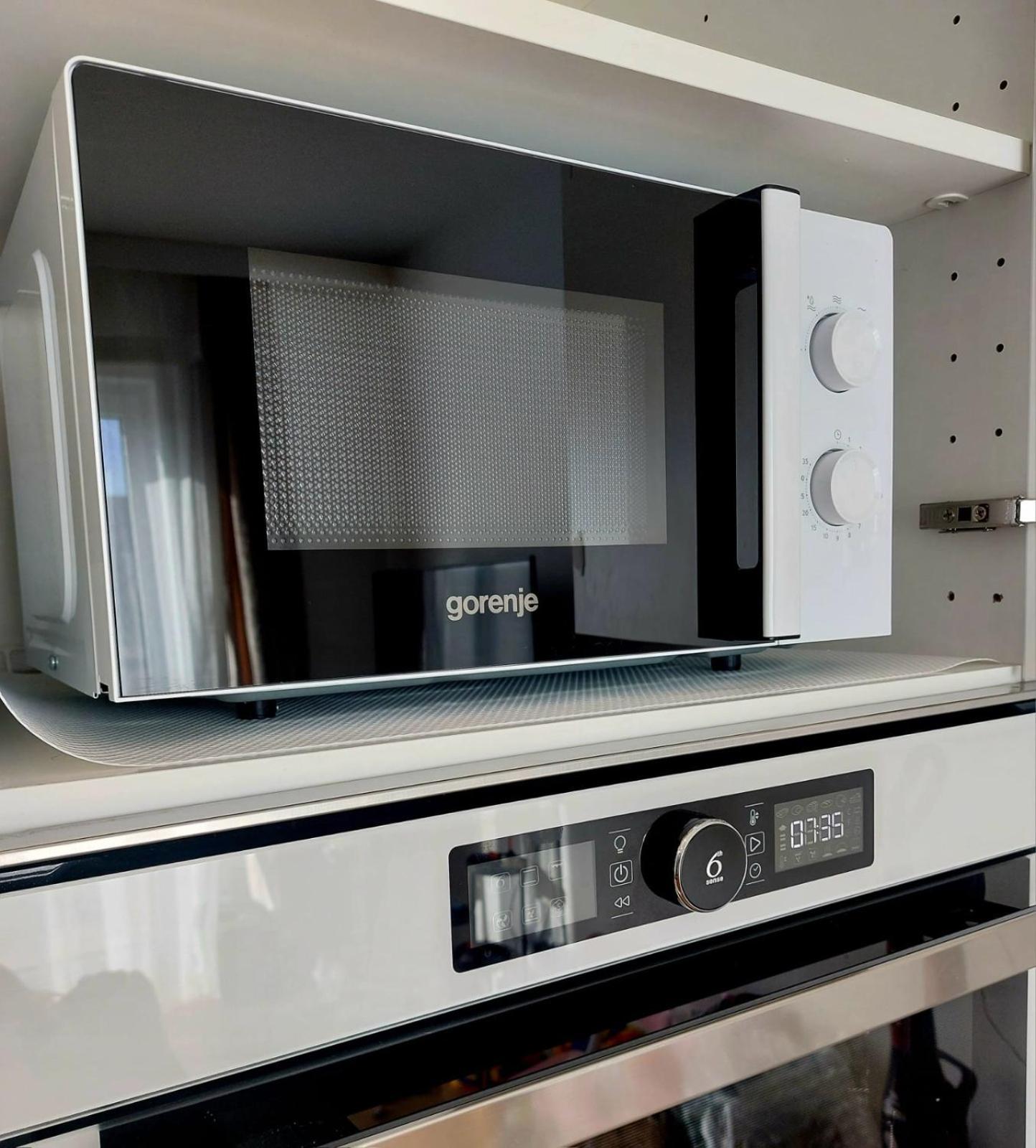 Luxury Modern New With Garden Close To Wroclaw Self Check-in 24h Apartment *